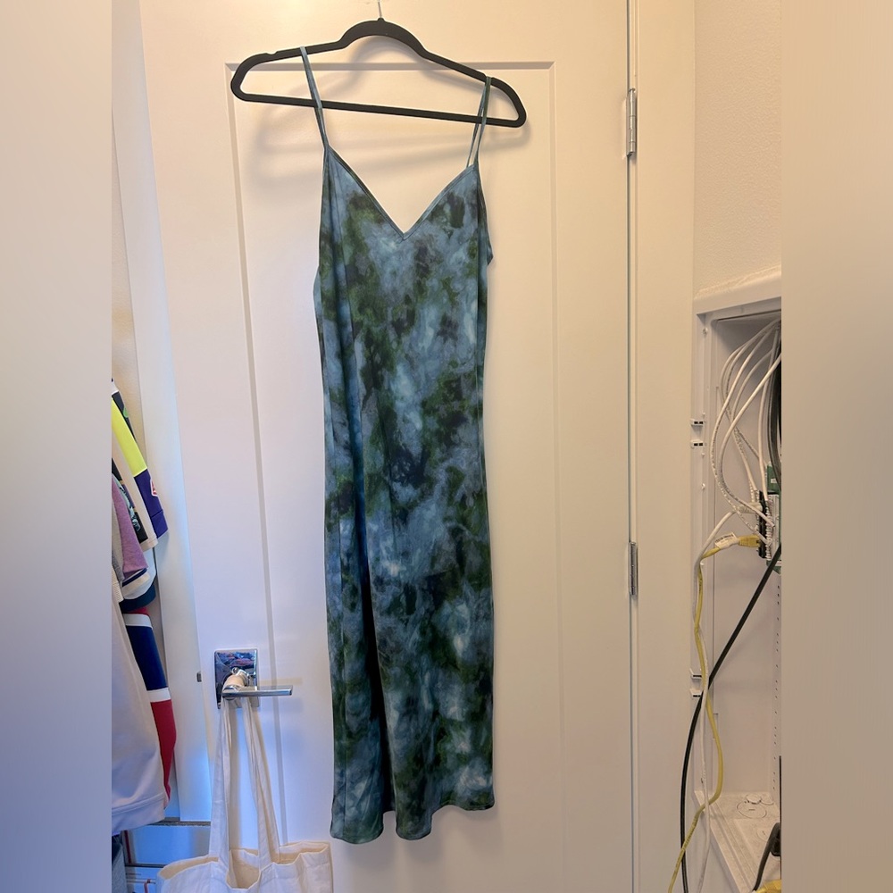 Gorgeous tie dye midi slip dress, size Medium